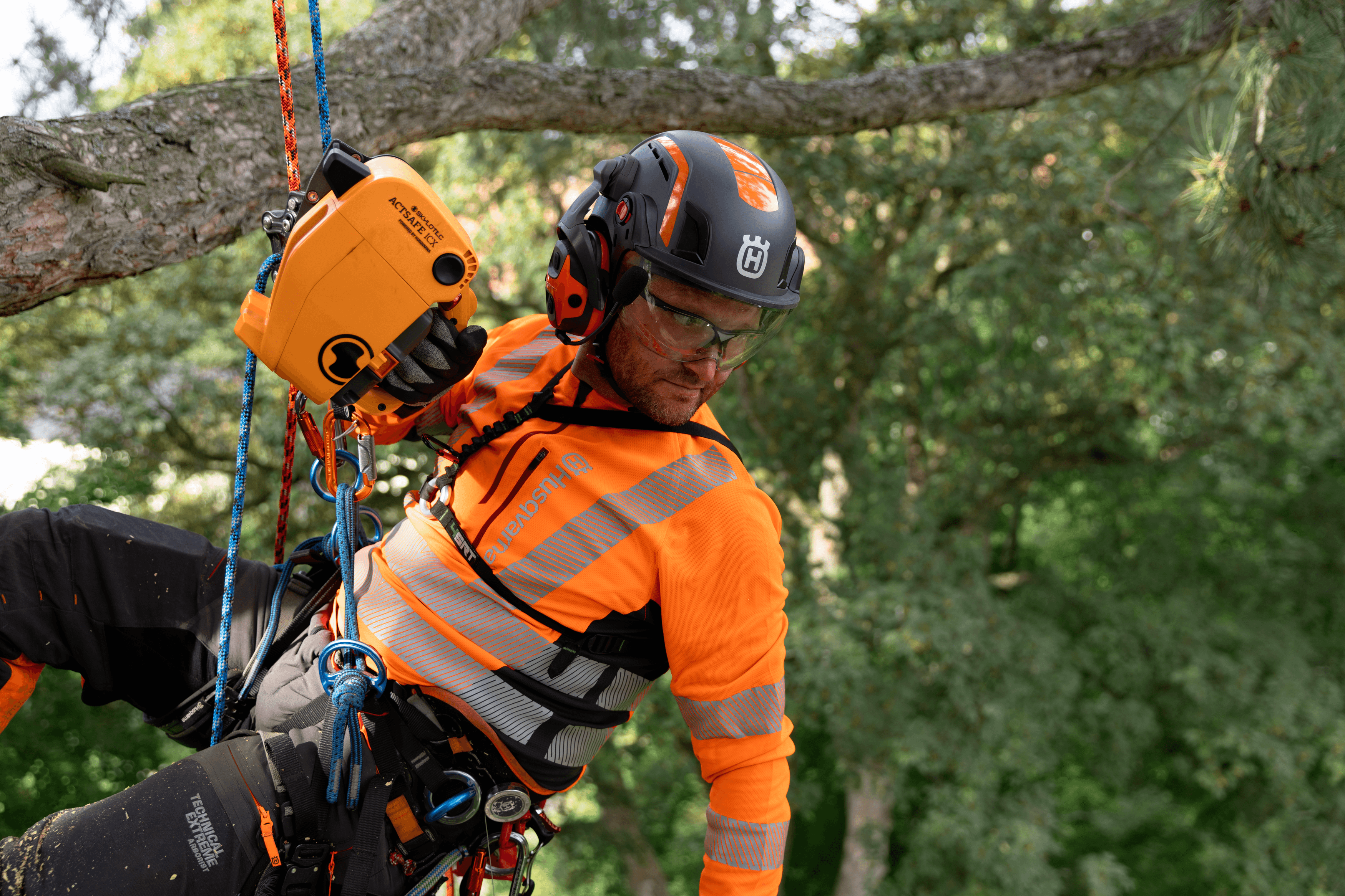 Spire™ Vent Arborist Helmet image 3